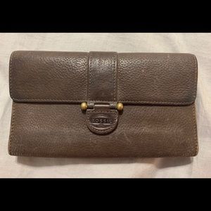 Fossil brown soft leather woman’s wallet